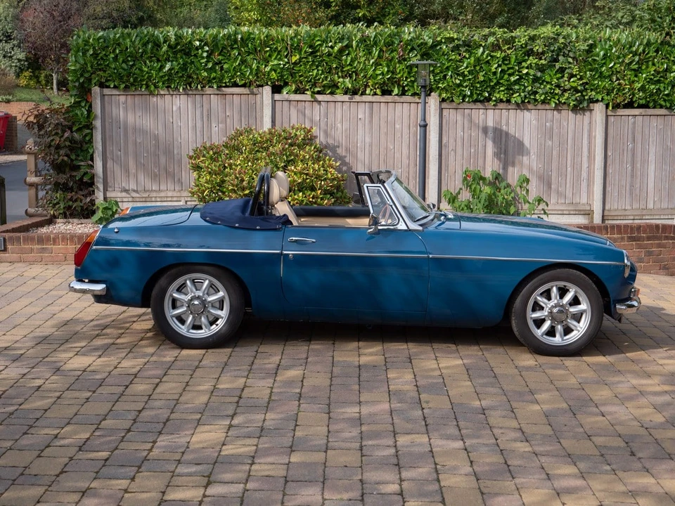 1973 MG MGB GT V8 - Image 9 of 30