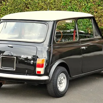 1973 MINI Italian "built for export" 1300 by Innocenti
