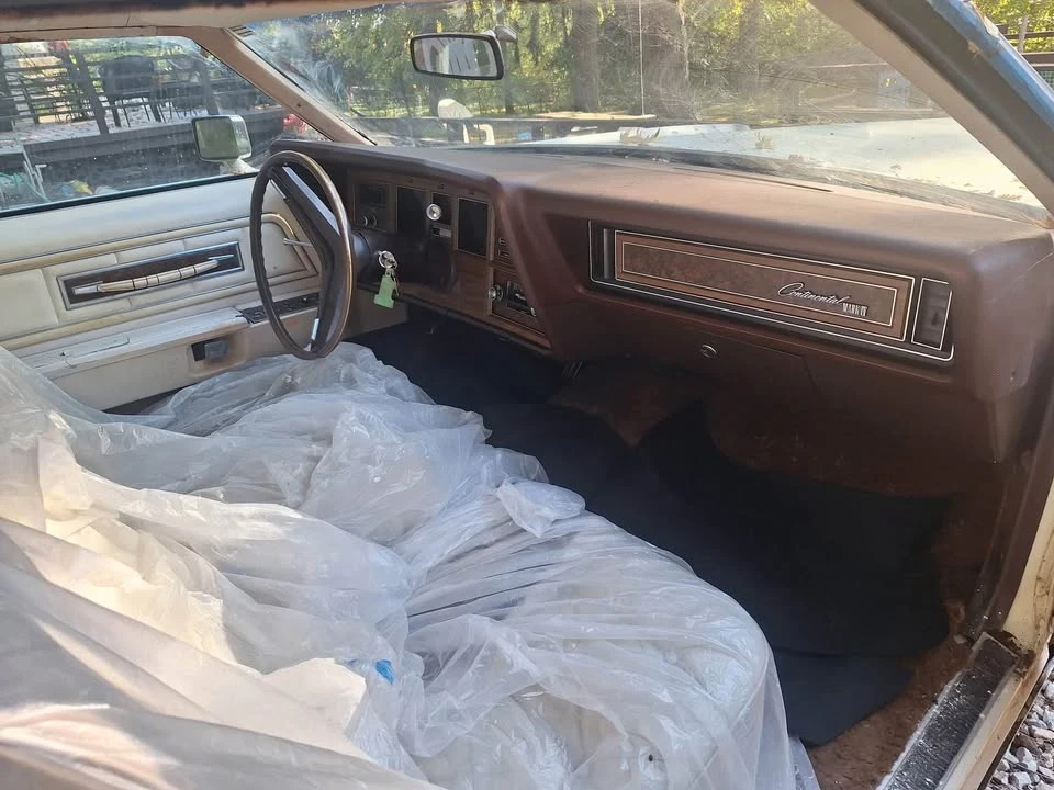 1973 Lincoln Continental Mark IV - Image 2 of 4