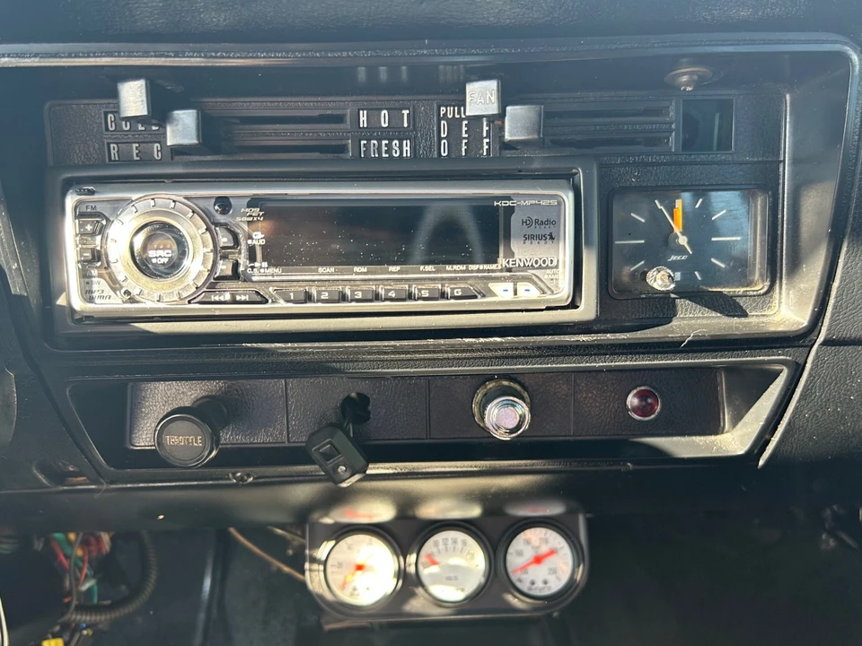 1973 Mazda - Image 17 of 21