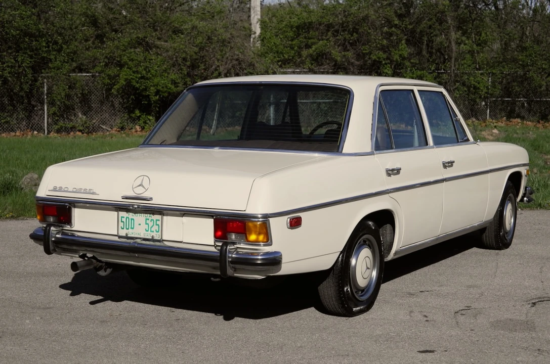 1973 Mercedes-Benz W114 & W115 - Image 21 of 31