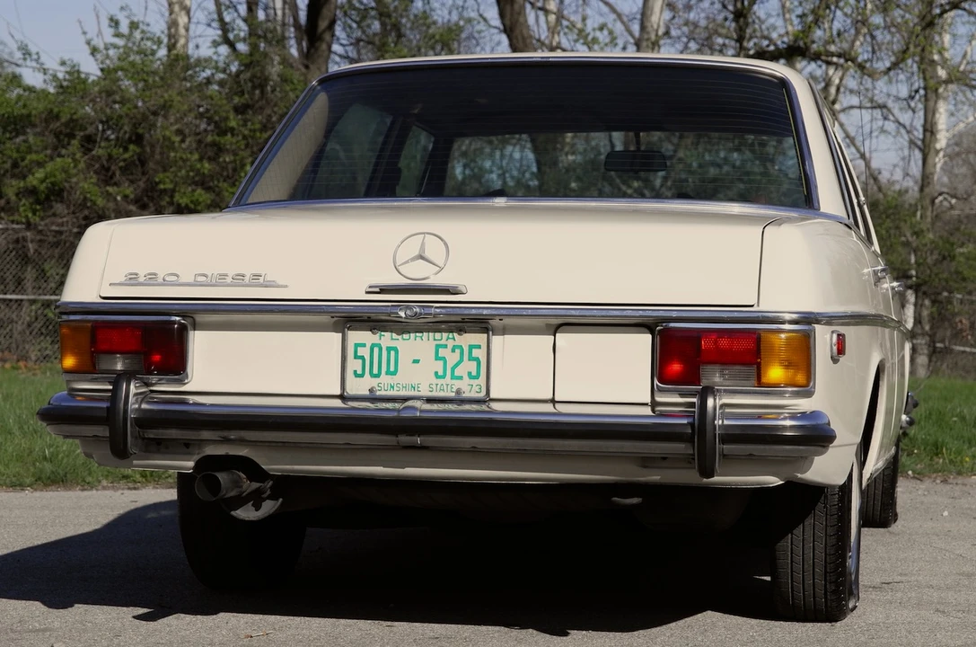 1973 Mercedes-Benz W114 & W115 - Image 19 of 31
