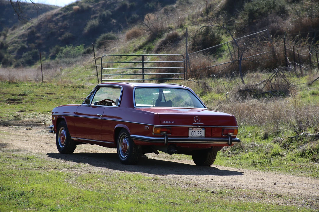 1973 Mercedes-Benz W114 & W115 - Image 7 of 31