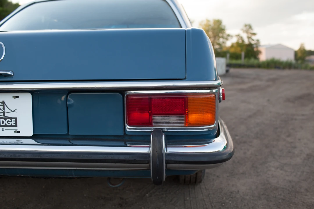 1973 Mercedes-Benz W114 & W115 - Image 15 of 31