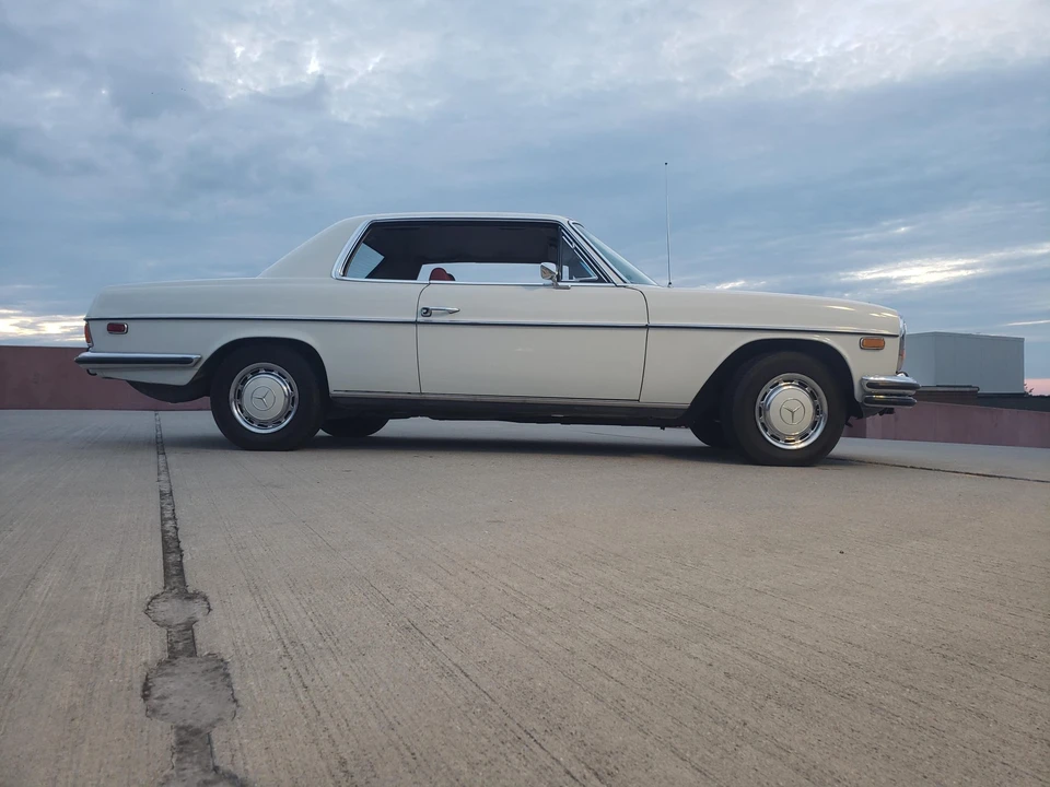 1973 Mercedes-Benz W114 & W115 - Image 14 of 31