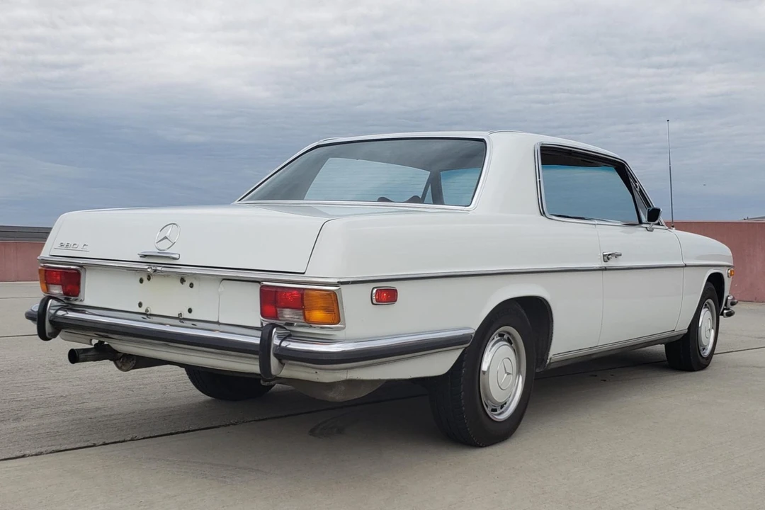 1973 Mercedes-Benz W114 & W115 - Image 13 of 31