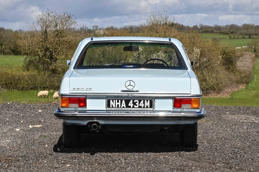 1978 Mercedes-Benz W114 & W115 - Image 11 of 30