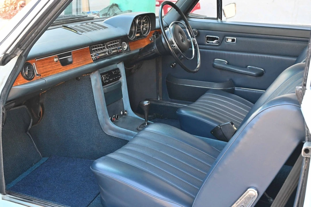 1978 Mercedes-Benz W114 & W115 - Image 2 of 30