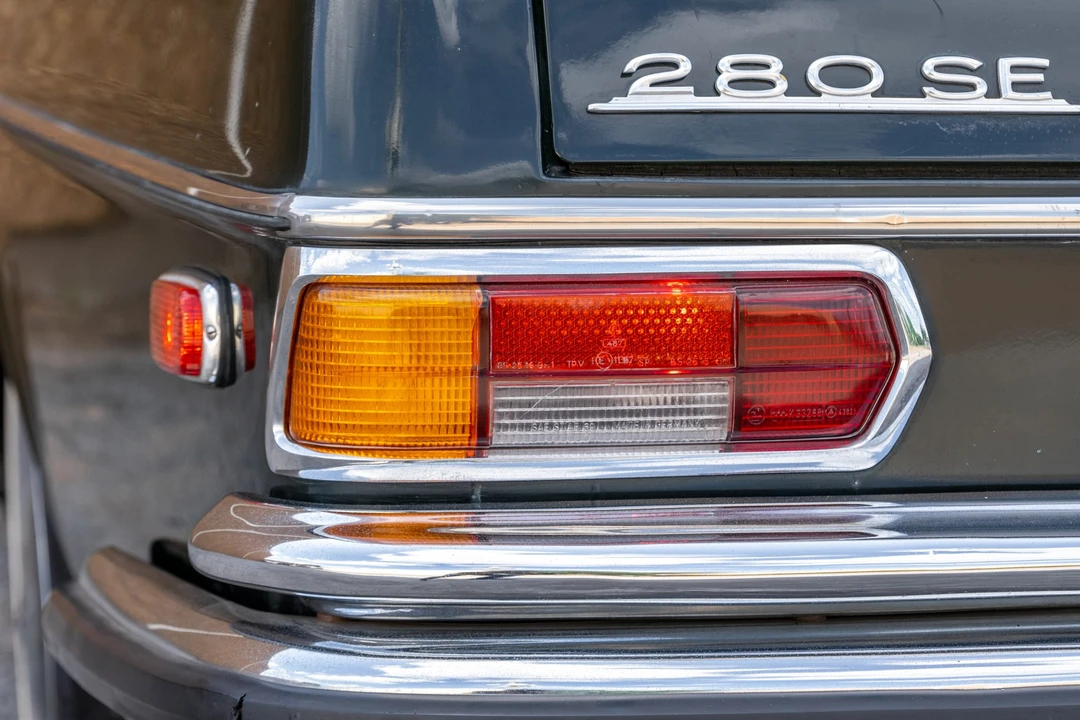 1973 Mercedes-Benz W108 & W109 - Image 29 of 31