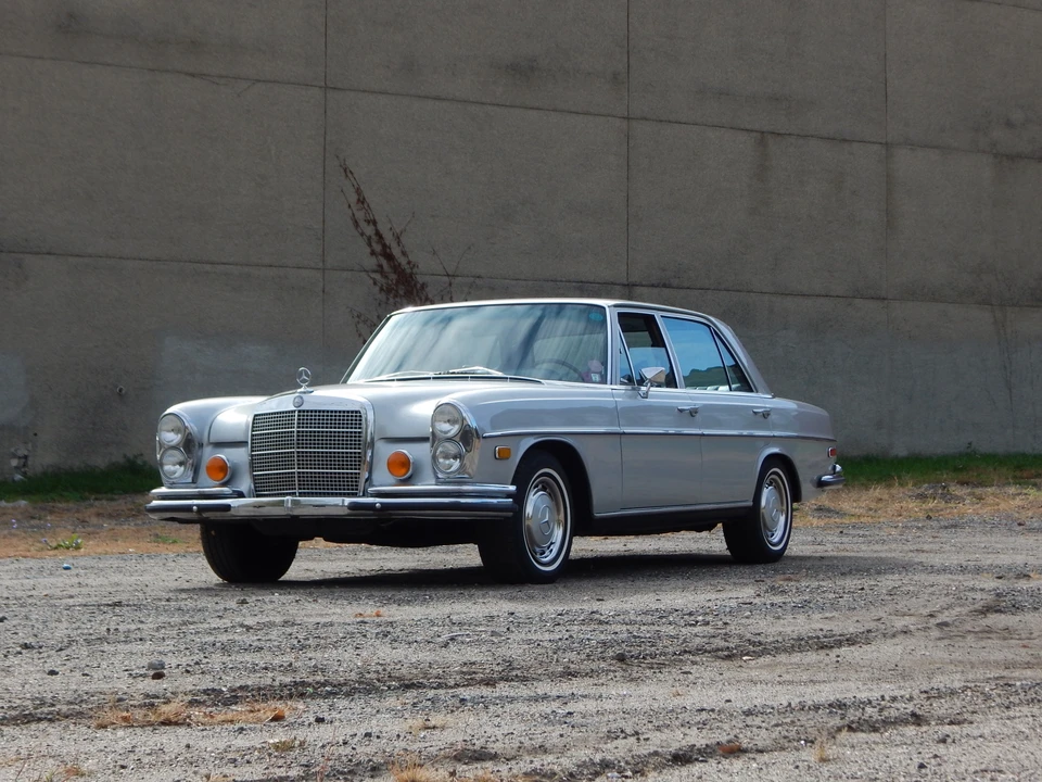 1973 Mercedes-Benz W108 & W109 - Image 3 of 31