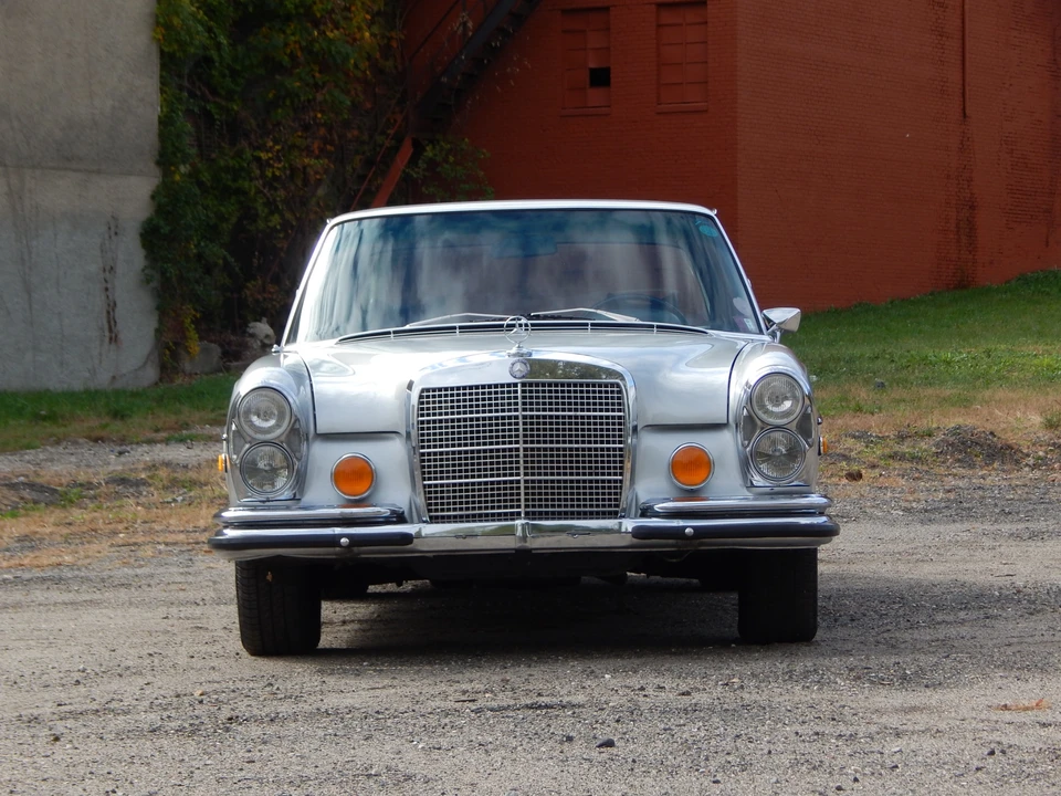 1973 Mercedes-Benz W108 & W109 - Image 11 of 31