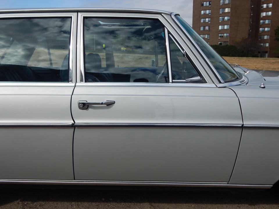 1973 Mercedes-Benz W108 & W109 - Image 20 of 31