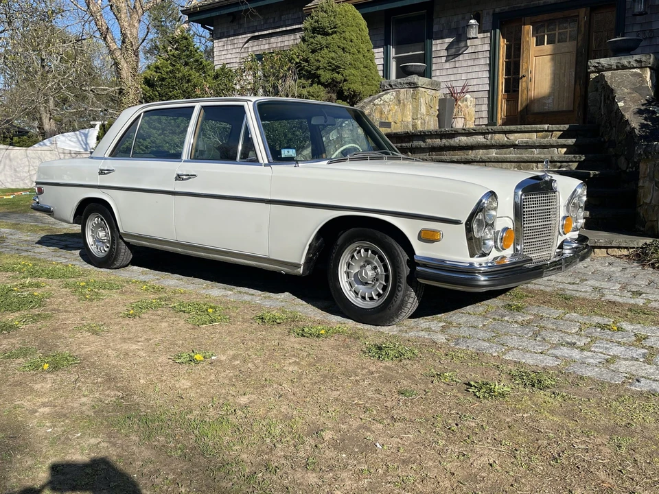 1973 Mercedes-Benz W108 & W109 - Image 2 of 31