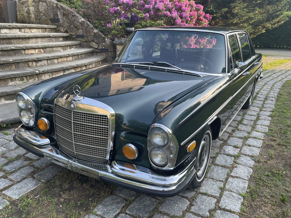 1973 Mercedes-Benz W108 & W109 - Image 2 of 31