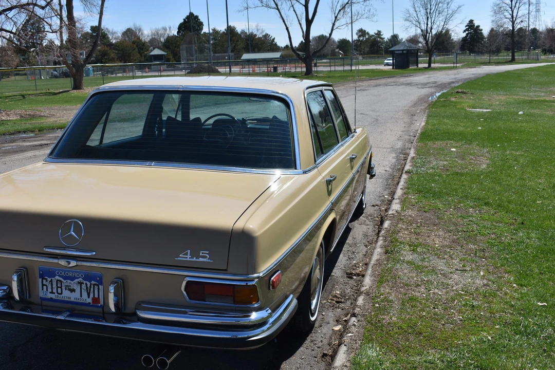 1973 Mercedes-Benz W108 & W109 - Image 10 of 31