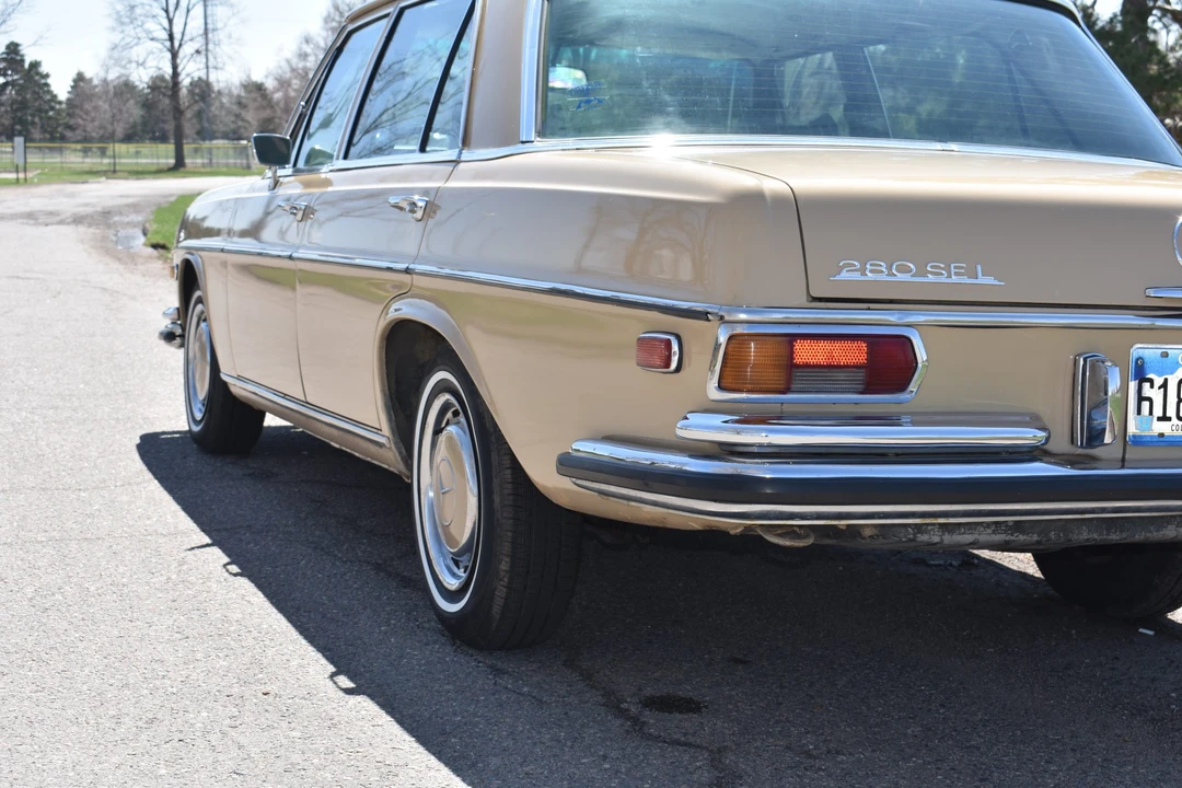 1973 Mercedes-Benz W108 & W109 - Image 28 of 31