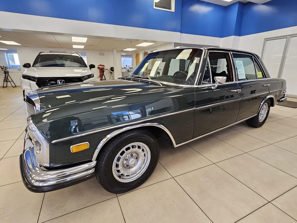 1973 Mercedes-Benz W108 & W109 - Image 6 of 31