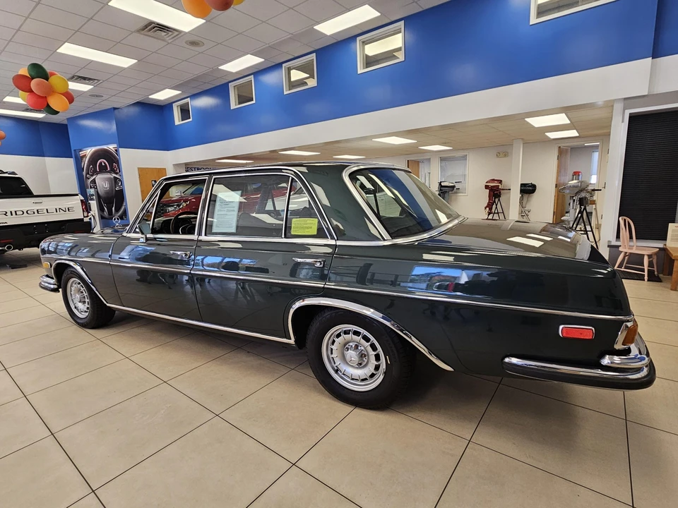 1973 Mercedes-Benz W108 & W109 - Image 9 of 31