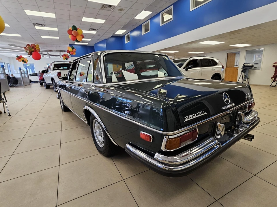 1973 Mercedes-Benz W108 & W109 - Image 10 of 31