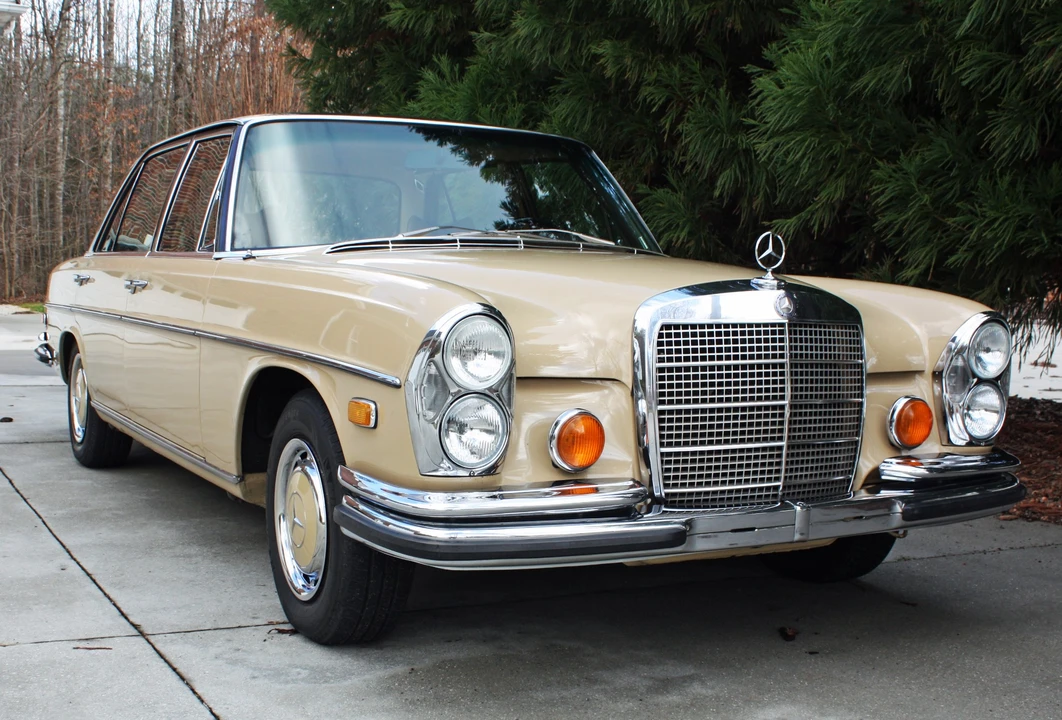 1973 Mercedes-Benz W108 & W109 - Image 3 of 31
