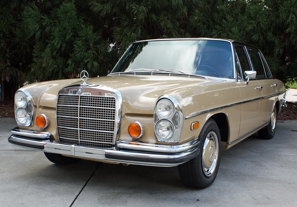 1973 Mercedes-Benz W108 & W109 - Image 10 of 31
