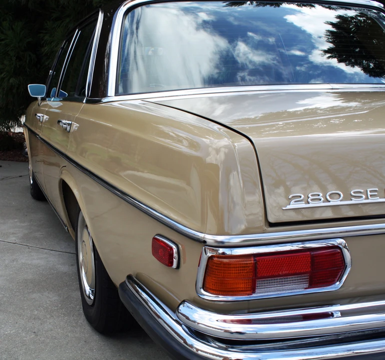1973 Mercedes-Benz W108 & W109 - Image 16 of 31