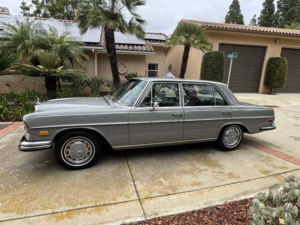 1973 Mercedes-Benz W108 & W109 - Image 2 of 31