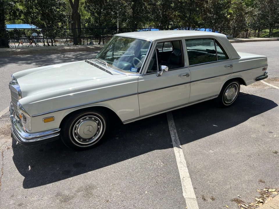 1973 Mercedes-Benz W108 & W109 - Image 11 of 31
