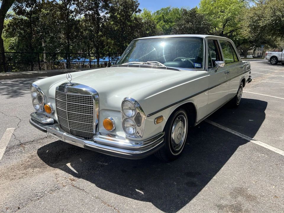 1973 Mercedes-Benz W108 & W109 - Image 2 of 31