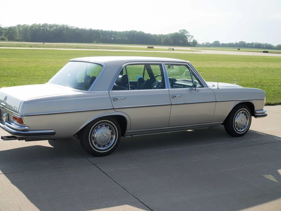 1973 Mercedes-Benz W108 & W109 - Image 9 of 31