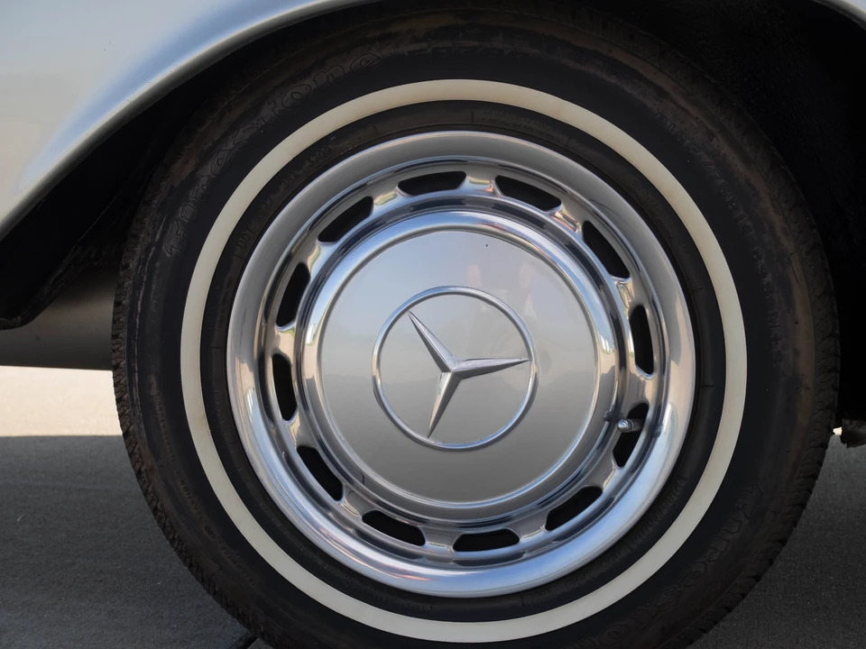 1973 Mercedes-Benz W108 & W109 - Image 31 of 31
