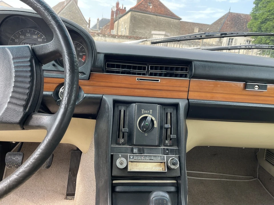 1973 Mercedes-Benz W116 S-Class - Image 16 of 30