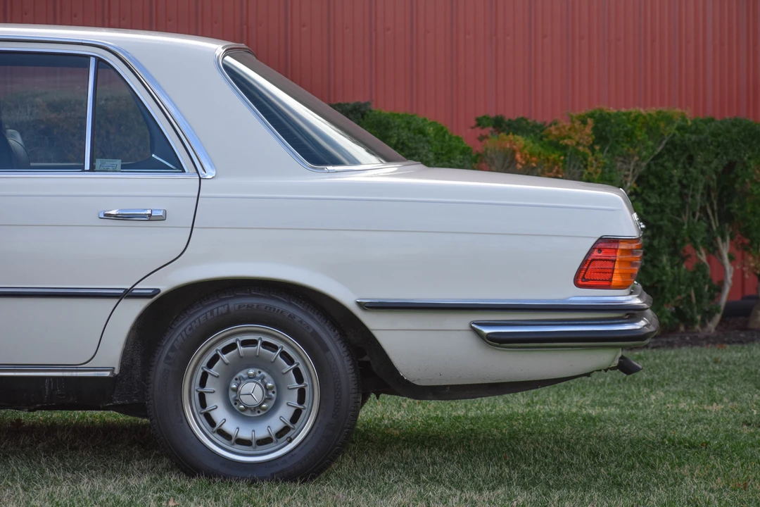 1973 Mercedes-Benz W116 S-Class - Image 15 of 31
