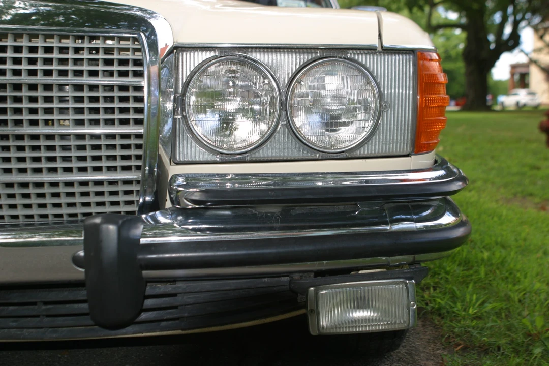 1973 Mercedes-Benz W116 S-Class - Image 26 of 31