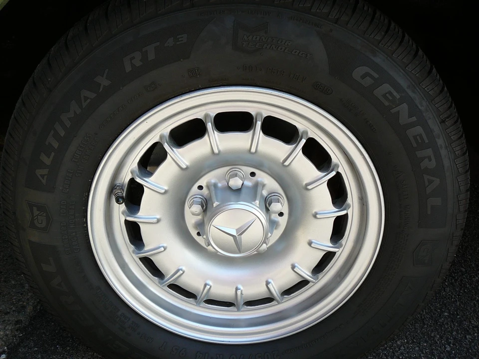 1973 Mercedes-Benz W116 S-Class - Image 27 of 31
