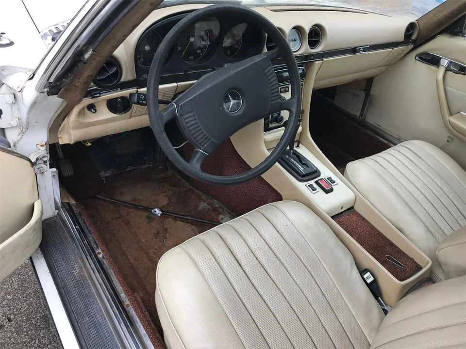 1973 Mercedes-Benz R107 SL-Class - Image 16 of 31