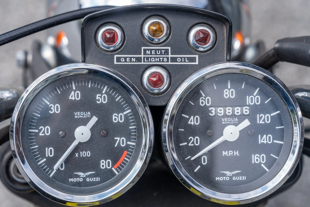 1973 Moto Guzzi V7 (1965-1974) - Image 31 of 31