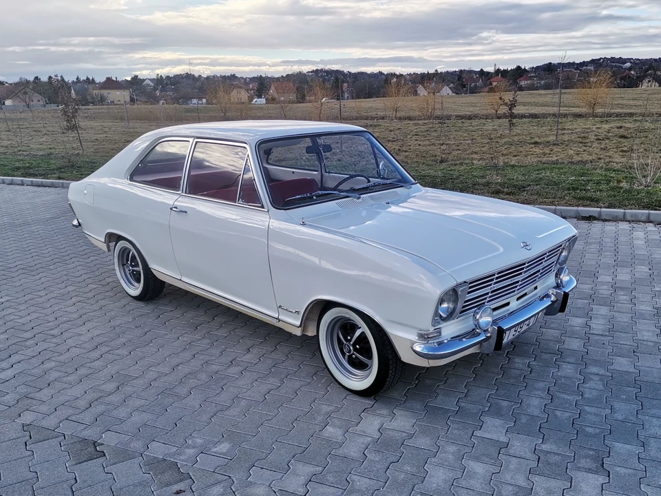 1973 Opel - Image 2 of 31