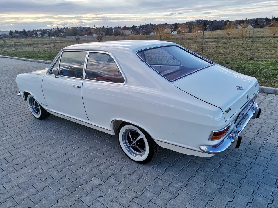 1973 Opel - Image 10 of 31