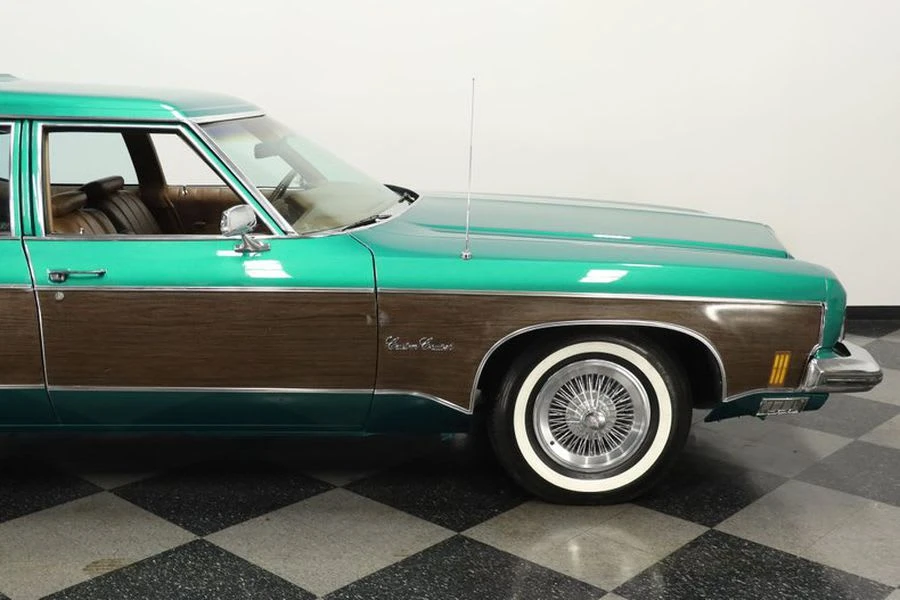 1973 Oldsmobile Custom Cruiser - Image 5 of 14