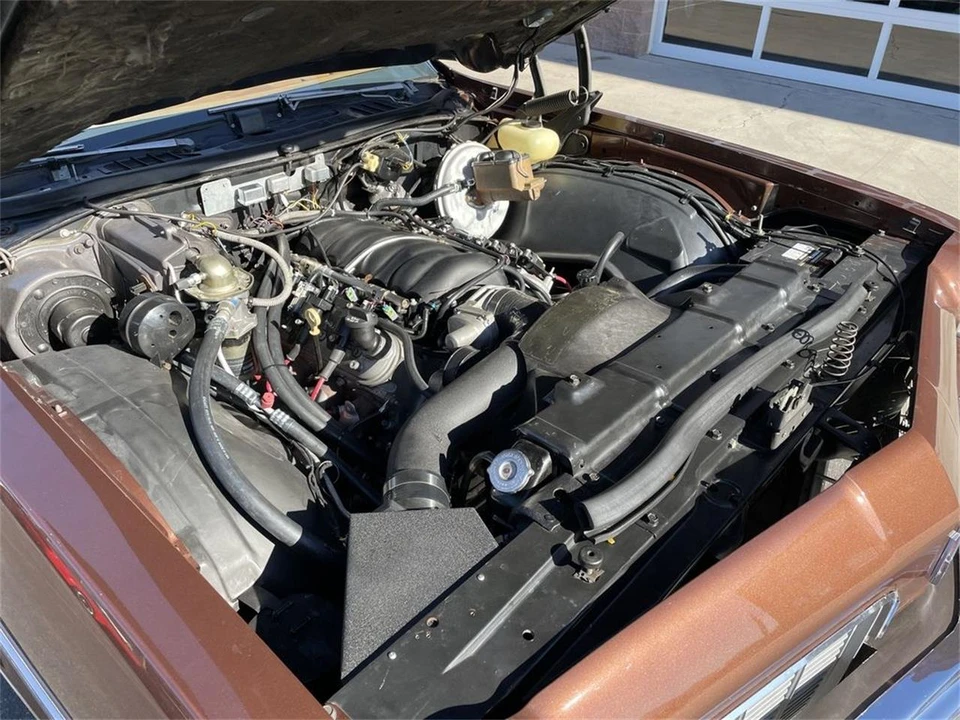 1973 Oldsmobile Cutlass 4th Gen - Image 24 of 31