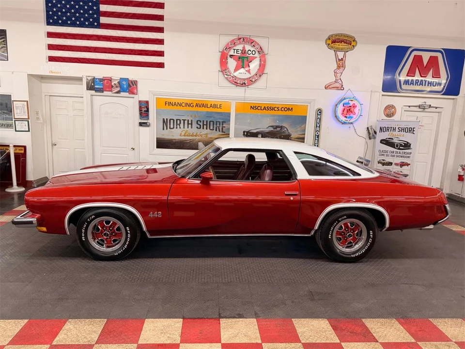 1973 Oldsmobile Cutlass 4th Gen - Image 4 of 31