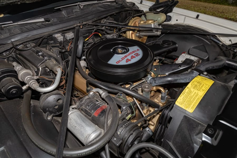 1973 Oldsmobile Cutlass 4th Gen - Image 28 of 29