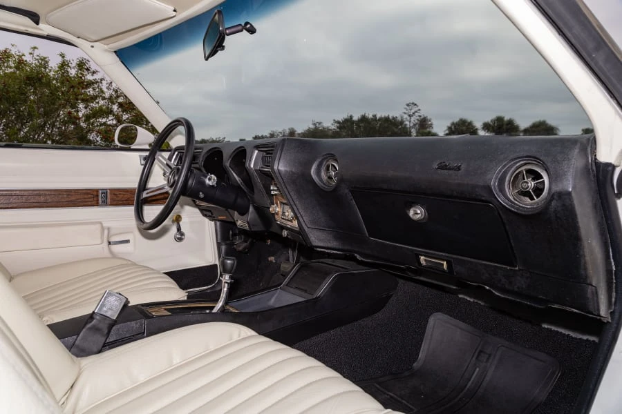 1973 Oldsmobile Cutlass 4th Gen - Image 16 of 29