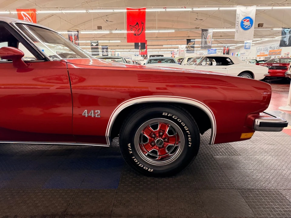 1973 Oldsmobile Cutlass 4th Gen - Image 28 of 31