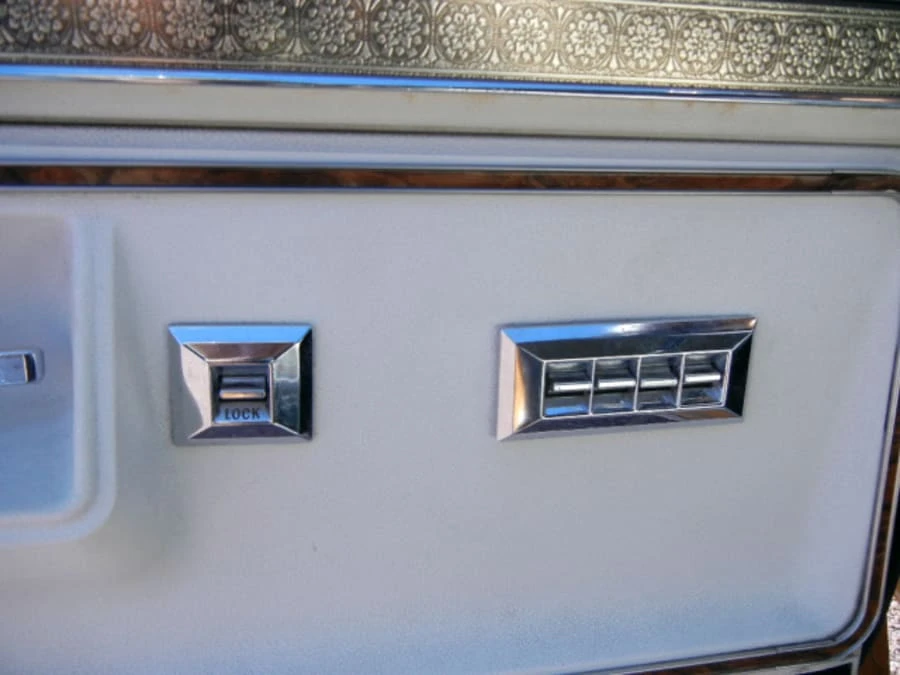 1973 Oldsmobile 88 - Image 4 of 7