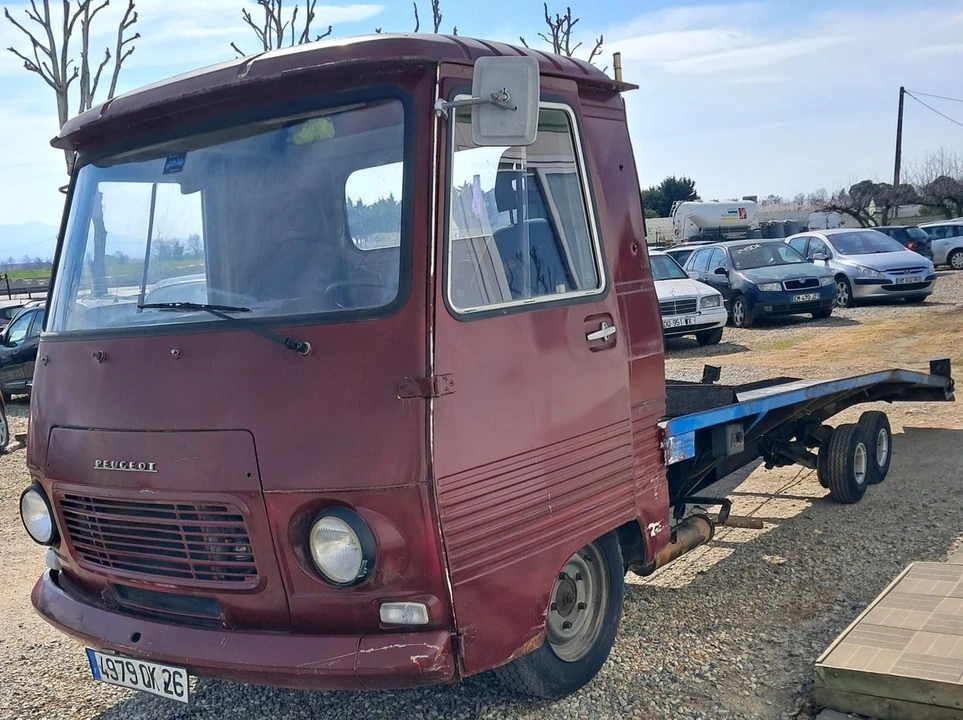 1973 Peugeot 504 - Image 2 of 30