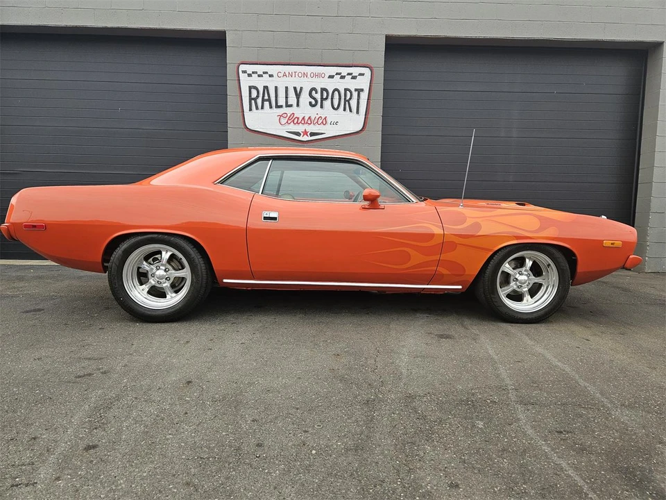 1973 Plymouth 'Cuda 3rd Gen Coupe - Image 9 of 31