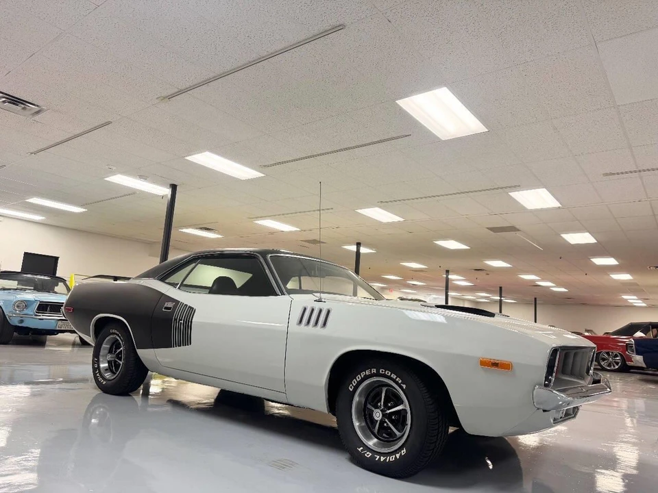1973 Plymouth 'Cuda 3rd Gen Coupe - Image 13 of 31