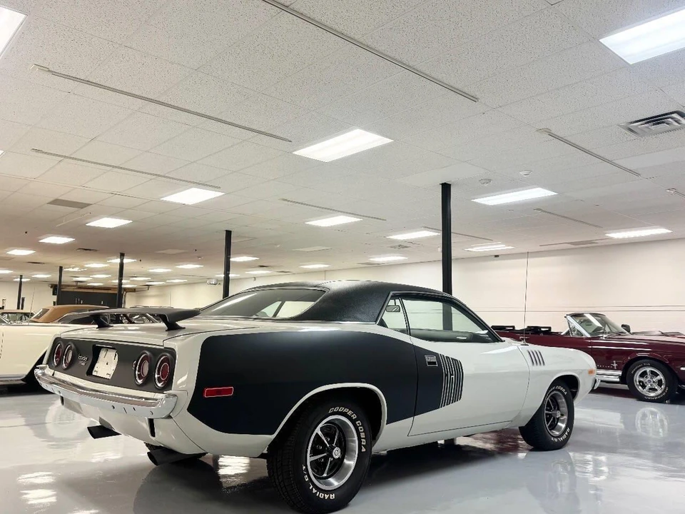 1973 Plymouth 'Cuda 3rd Gen Coupe - Image 28 of 31